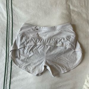 Lululemon Speed Up Short in White Size 4